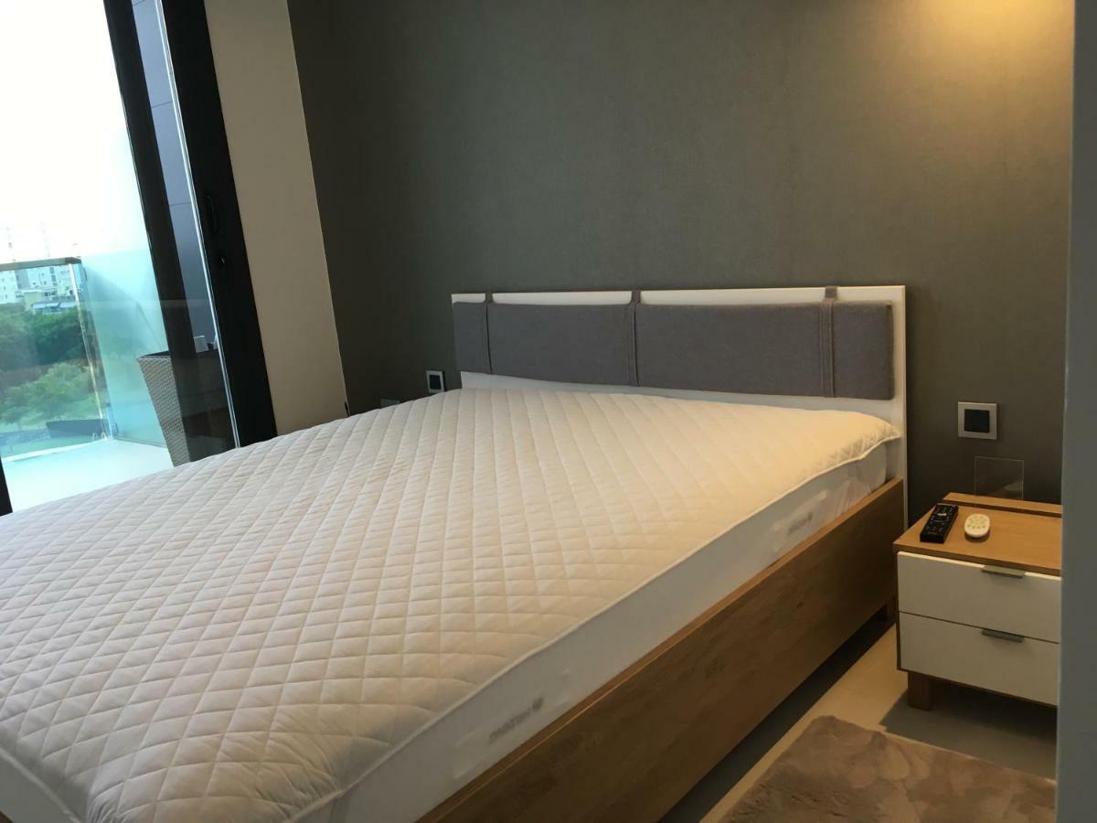 Appartamento Sunset Drive 90210 Benidorm Esterno foto