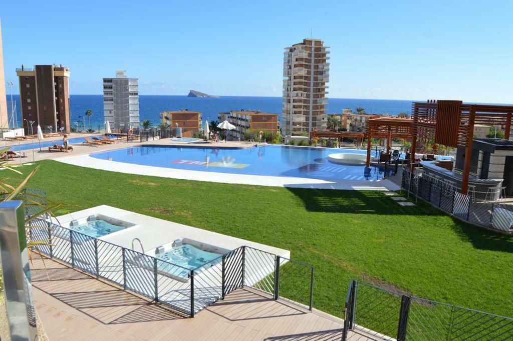 Appartamento Sunset Drive 90210 Benidorm Esterno foto